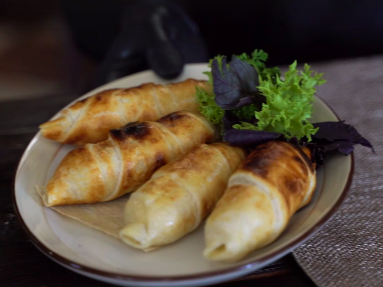 Видео: хачапури на мангале за минуту