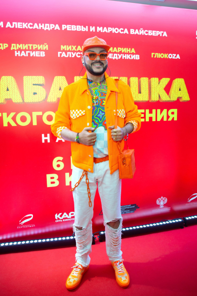 35 безумных нарядов Филиппа Киркорова, которые может носить только он
