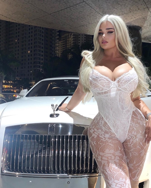20 the most shocking outfits of Anastasia Kvitko, in which it is a shame to leave the house